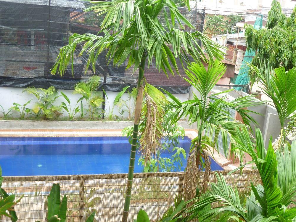 Angkor Reas Guesthouse Siem Reap Bagian luar foto