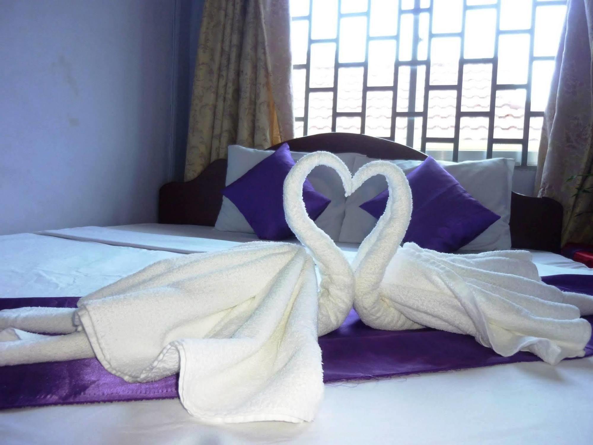 Angkor Reas Guesthouse Siem Reap Bagian luar foto