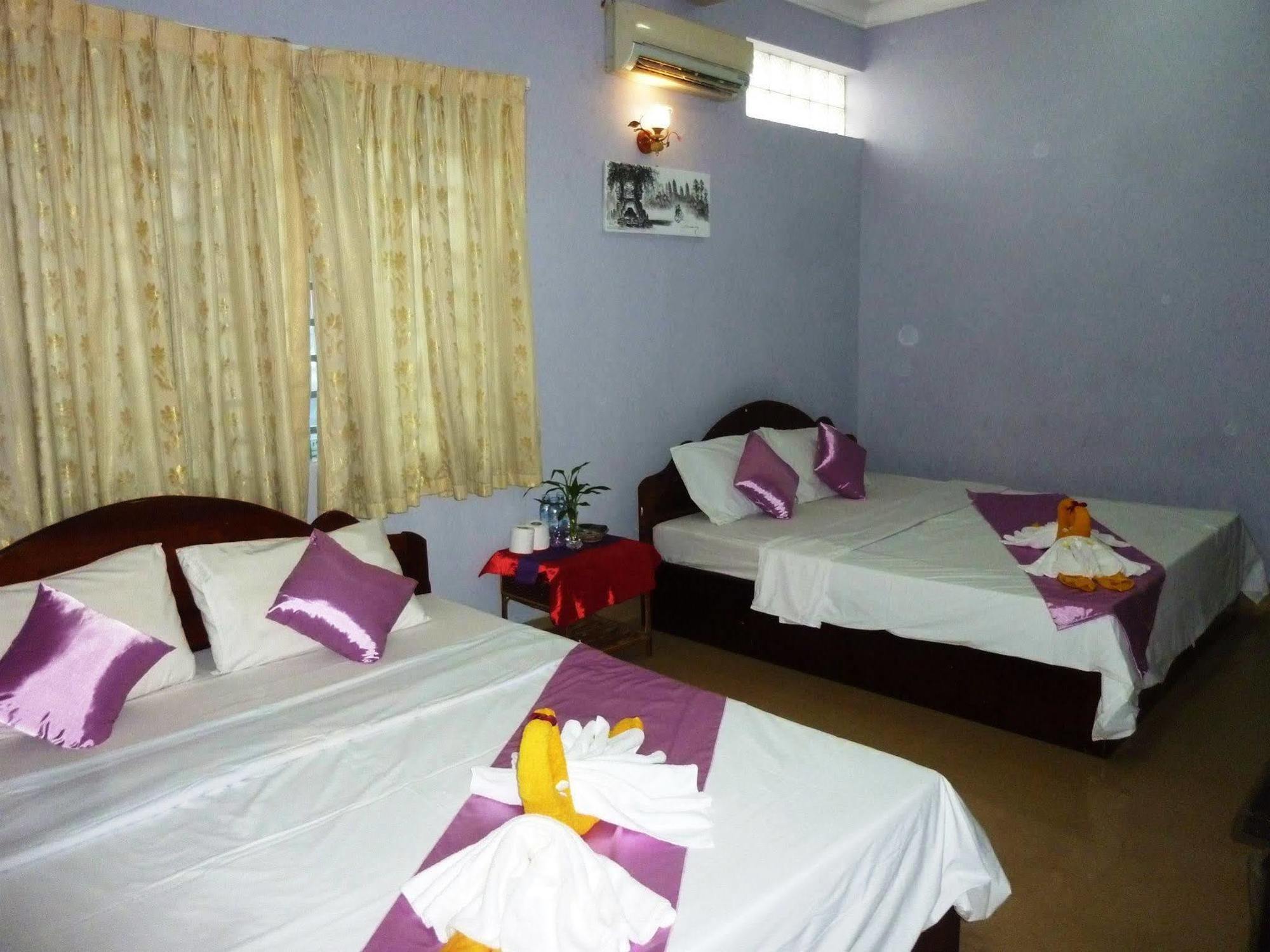Angkor Reas Guesthouse Siem Reap Bagian luar foto